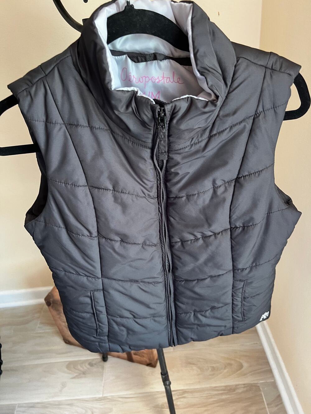 Aeropostale Black Women's Vest Size M